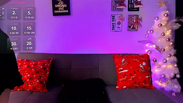 Snapshot of elizabethboltXXX chatting on December 17, 2025, 7:42 pm elizabethboltXXX online show from December 17, 2025, 7:42 pm