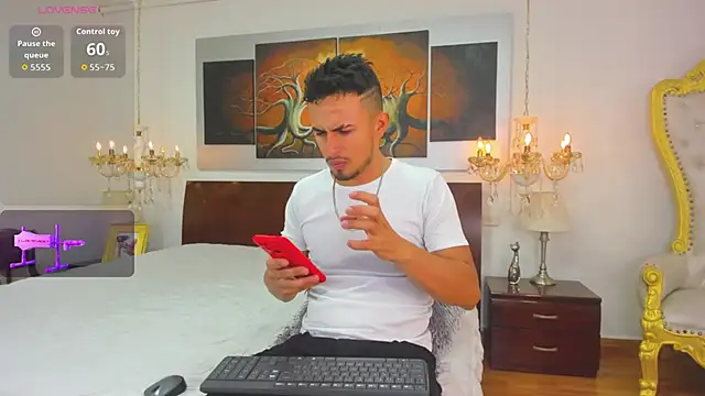 Valentiinoss online show from February 4, 2026, 8:36 pm