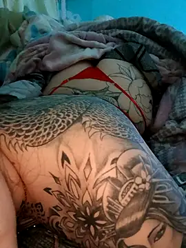 Snapshot of abi2032 chatting on October 28, 2025, 11:29 pm abi2032 online show from October 28, 2025, 11:29 pm