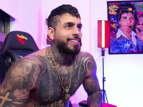 logan hugh8 online show from November 14, 2025, 5:28 am