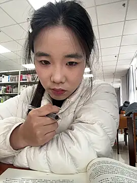 luluya1314 online show from March 11, 2026, 7:25 am