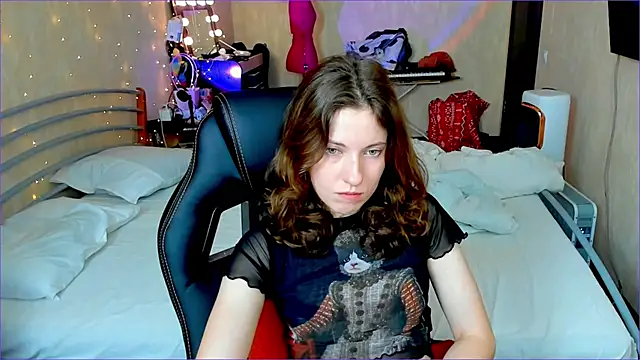 Agata in Wonderland online show from September 18, 2025, 12:34 am