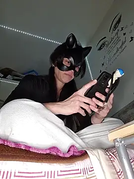 SweetSun69 online show from April 15, 2026, 6:37 pm