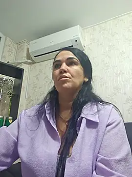 VickyDivinee online show from September 19, 2025, 6:08 pm