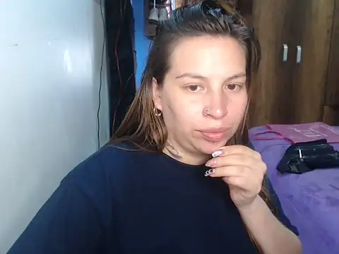 cloequeen15 online show from March 30, 2026, 7:48 pm