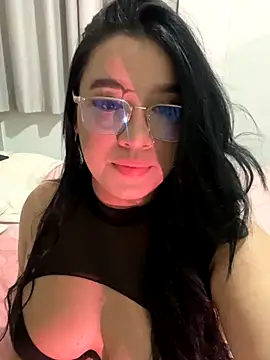 Aliciawhitee online show from October 28, 2025, 2:15 am