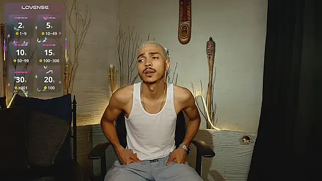 MarcusRain  online show from November 19, 2025, 8:42 pm