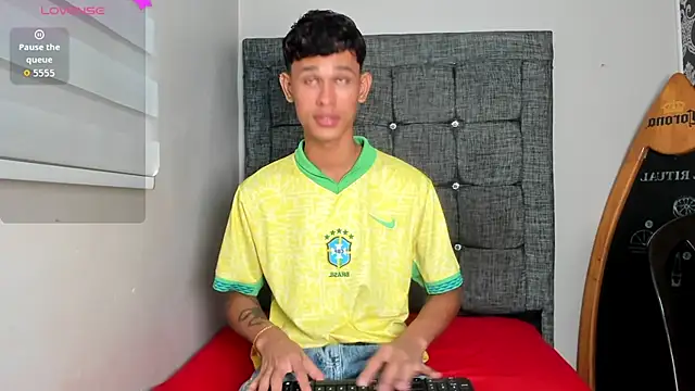 Snapshot of Just_D4v7 chatting on October 16, 2025, 7:26 pm Just D4v7 online show from October 16, 2025, 7:26 pm