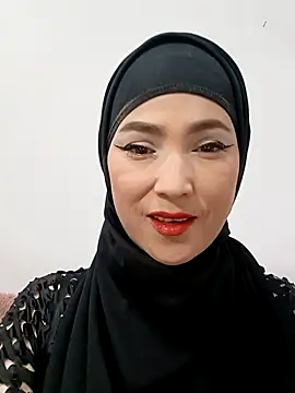 Snapshot of jamila_zair chatting on April 2, 2026, 2:58 pm jamila zair online show from April 2, 2026, 2:58 pm