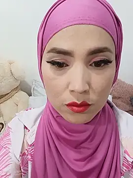 Snapshot of jamila_zair chatting on May 22, 2026, 3:39 pm jamila zair online show from May 22, 2026, 3:39 pm