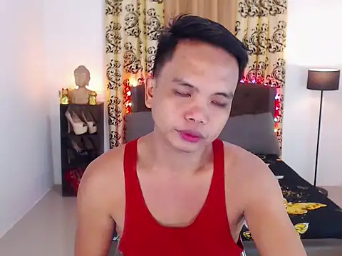 Snapshot of XExtraServiceManX chatting on September 20, 2025, 8:37 am XExtraServiceManX online show from September 20, 2025, 8:37 am