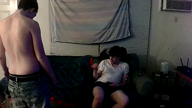 BigIncognitoXXX online show from February 1, 2026, 9:52 am