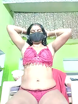 Snapshot of ZIVAA chatting on January 15, 2026, 7:13 am ZIVAA online show from January 15, 2026, 7:13 am