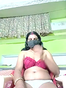 Snapshot of ZIVAA chatting on February 18, 2026, 3:41 pm ZIVAA online show from February 18, 2026, 3:41 pm