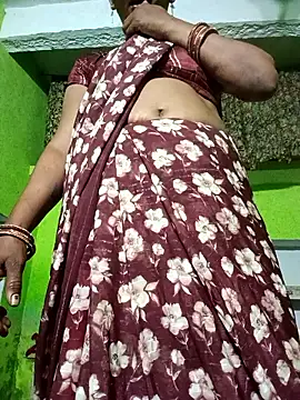 Snapshot of ZIVAA chatting on April 1, 2026, 3:53 pm ZIVAA online show from April 1, 2026, 3:53 pm