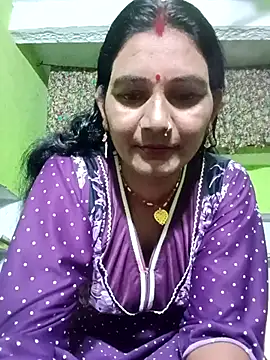 Snapshot of ZIVAA chatting on April 7, 2026, 9:10 am ZIVAA online show from April 7, 2026, 9:10 am