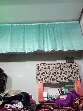 Snapshot of ZIVAA chatting on April 15, 2026, 5:20 pm ZIVAA online show from April 15, 2026, 5:20 pm