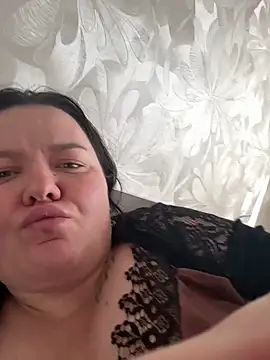 SunnyLeila2101 online show from February 1, 2026, 10:58 am