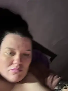 SunnyLeila2101 online show from April 14, 2026, 7:31 pm