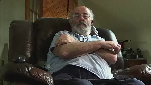 Snapshot of janzer13 chatting on January 17, 2026, 2:00 pm janzer13 online show from January 17, 2026, 2:00 pm