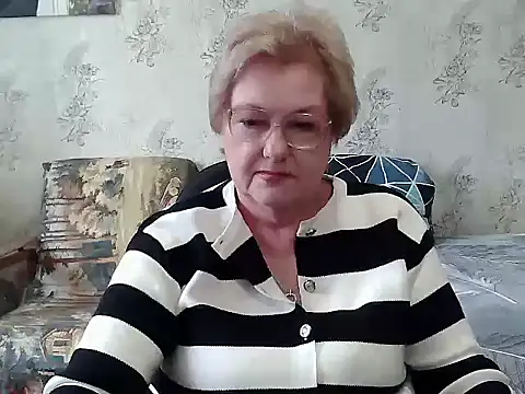 Renata62011 online show from November 27, 2025, 11:56 am