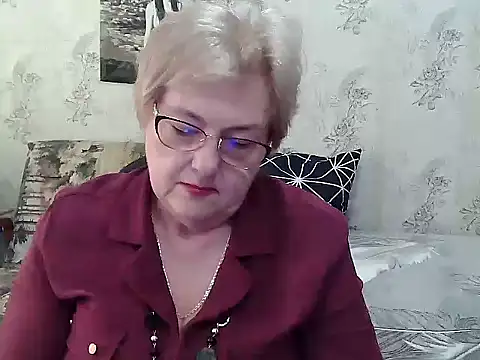 Renata62011 online show from May 25, 2026, 11:49 am