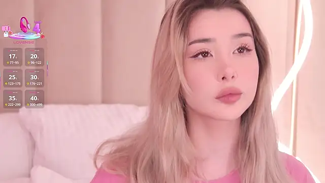 Nesolla online show from February 16, 2026, 7:43 pm