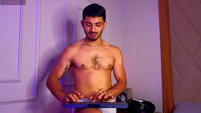 Snapshot of ArturoCardona_ chatting on January 16, 2026, 2:15 am ArturoCardona online show from January 16, 2026, 2:15 am