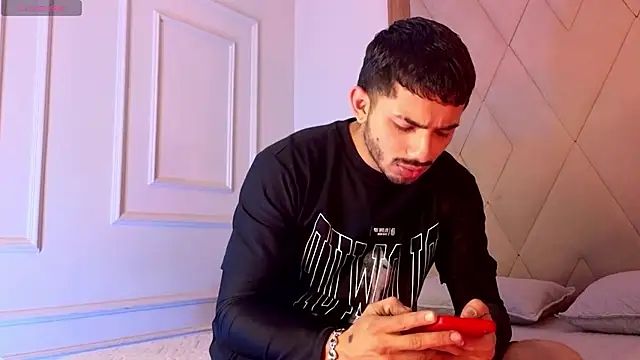 Snapshot of ArturoCardona_ chatting on January 17, 2026, 2:16 am ArturoCardona online show from January 17, 2026, 2:16 am