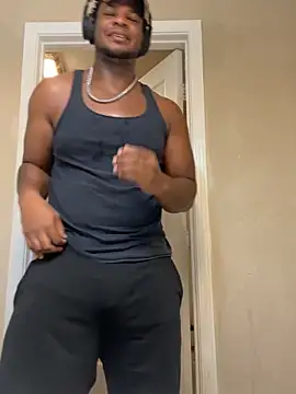 KeYBuMp323 online show from October 18, 2025, 3:46 pm