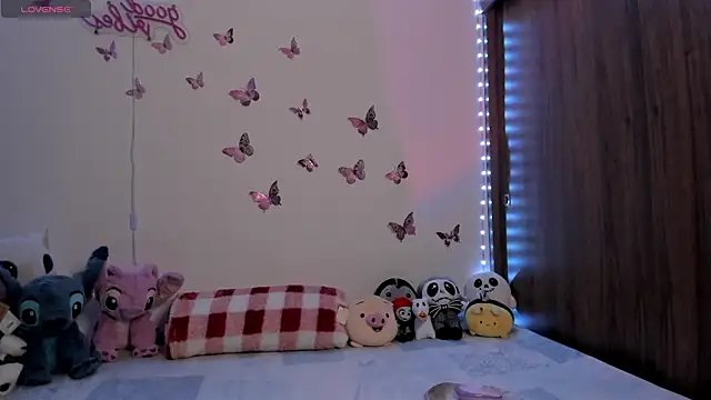 tiffany sofia 1 online show from January 6, 2026, 8:01 pm