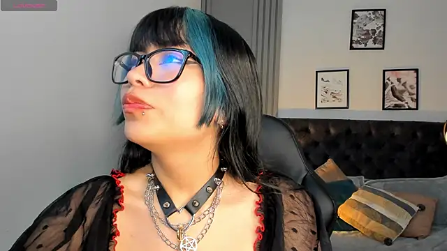 kur purp online show from November 12, 2025, 9:47 pm