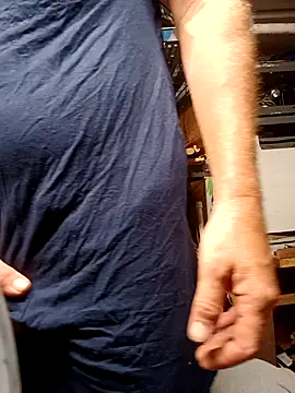 Snapshot of Canuseemeray chatting on September 18, 2025, 6:10 pm Canuseemeray online show from September 18, 2025, 6:10 pm