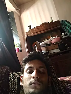 yung cplz online show from May 24, 2026, 10:42 am