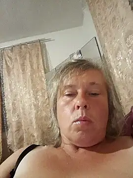 Catherine372311 online show from September 13, 2025, 7:46 pm