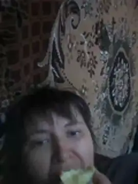 Snapshot of Romashka33011 chatting on April 22, 2026, 7:55 am Romashka33011 online show from April 22, 2026, 7:55 am