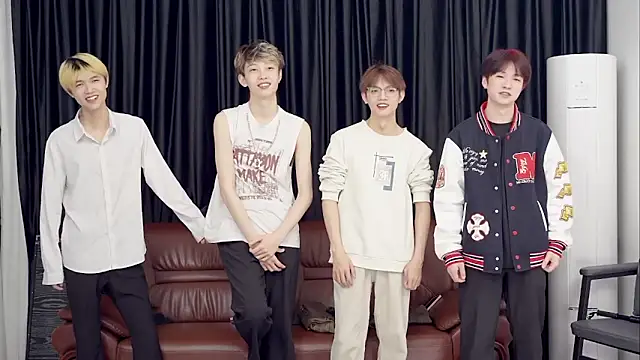 Beautifulboys-777 online show from April 13, 2026, 11:48 am