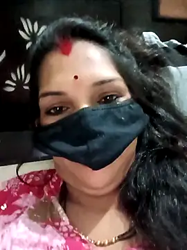 Gyavatixx online show from November 3, 2025, 2:07 pm