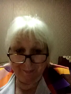 Alexia64231 online show from November 20, 2025, 4:07 pm