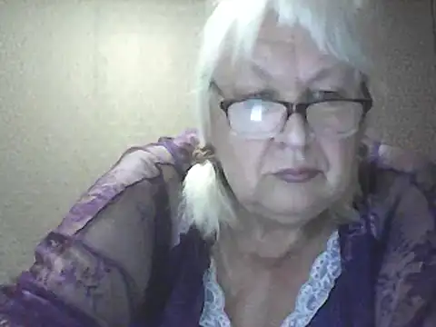 Snapshot of Alexia64231 chatting on May 26, 2026, 12:50 am Alexia64231 online show from May 26, 2026, 12:50 am
