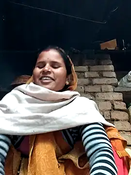 Snapshot of Sanjna_cuty chatting on December 14, 2025, 2:50 am Sanjna cuty online show from December 14, 2025, 2:50 am