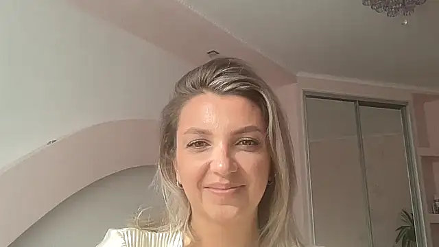 Snapshot of Beautysoul_ chatting on September 18, 2025, 11:23 am Beautysoul  online show from September 18, 2025, 11:23 am