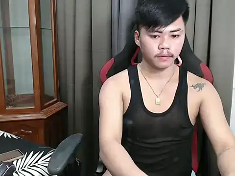 hot emman online show from October 12, 2025, 5:39 am