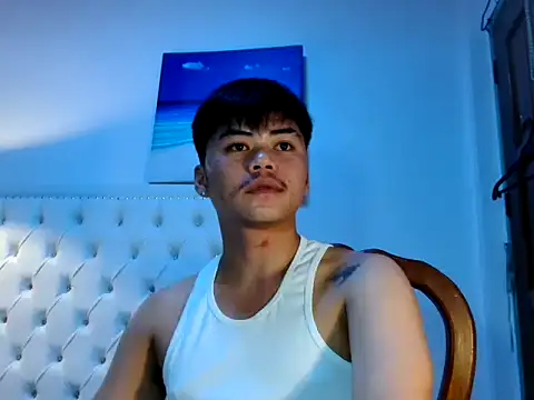 hot emman online show from March 29, 2026, 2:39 pm