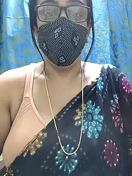 sweet-lotus online show from April 12, 2026, 10:26 pm