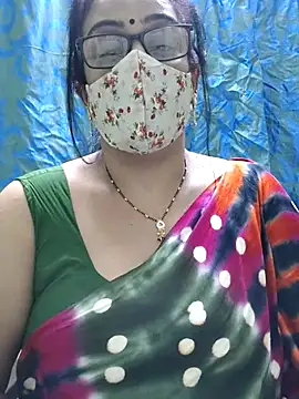Snapshot of sweet-lotus chatting on April 28, 2026, 7:19 pm sweet-lotus online show from April 28, 2026, 7:19 pm