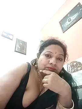 Cute-Janvi20 online show from October 28, 2025, 8:11 pm