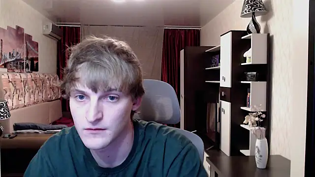 Playersuperstar online show from September 14, 2025, 8:41 pm