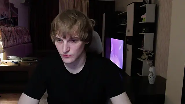 Playersuperstar online show from December 3, 2025, 8:18 pm