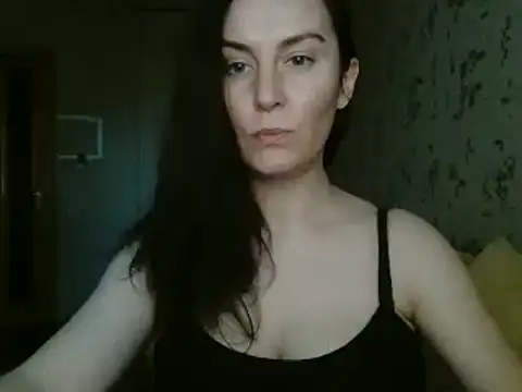 Snapshot of KatalinaQE chatting on September 12, 2025, 9:09 am KatalinaQE online show from September 12, 2025, 9:09 am